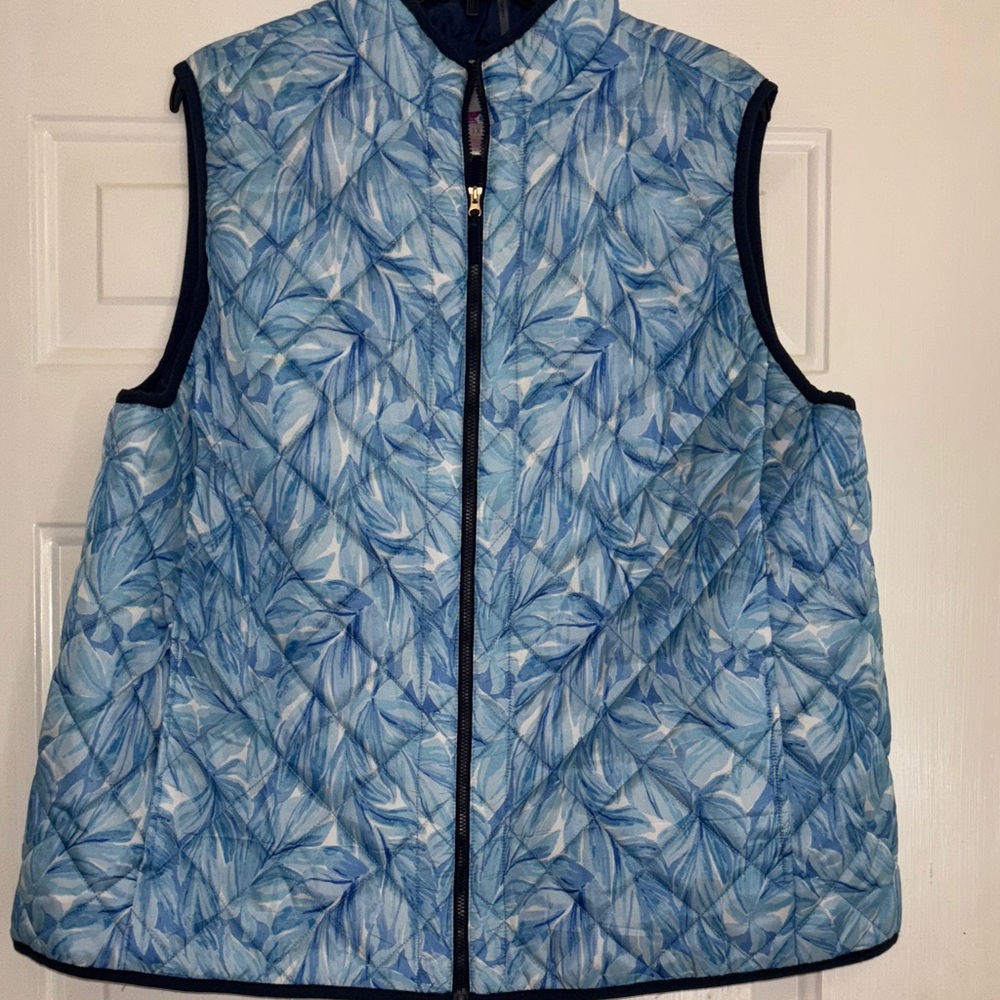 Blue Leaf Pattern Women's Vest